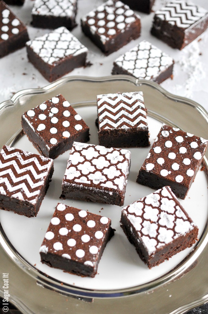 Stenciled Brownies Using Icing Sugar {Tutorial Tuesday}